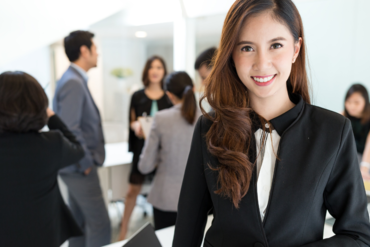 Đặc điểm của cảm xúc thể hiện như thế nào?