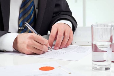 Những lưu ý trước khi ký kết hợp đồng lao động