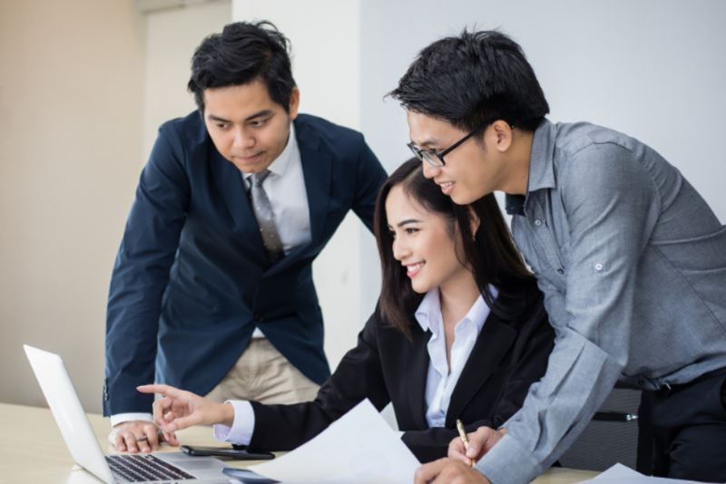 Trình tự, thủ tục đăng ký xe ô tô mang tên cả hai vợ chồng