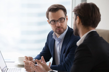 Điều chỉnh quan hệ xã hội