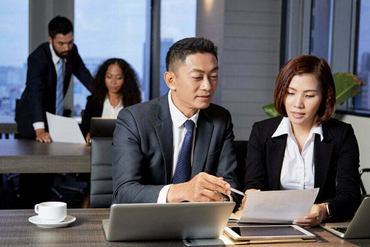 Con tặng nhà cho bố mẹ có phải nộp thuế không?