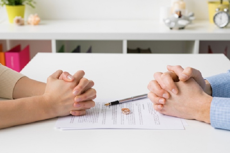 Nguyên tắc chia nhà ở là tài sản chung của vợ chồng khi ly hôn