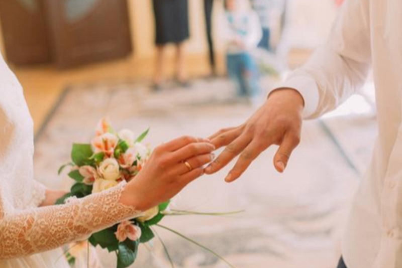 Kết hôn dưới 18 tuổi có bị phạt hay không?