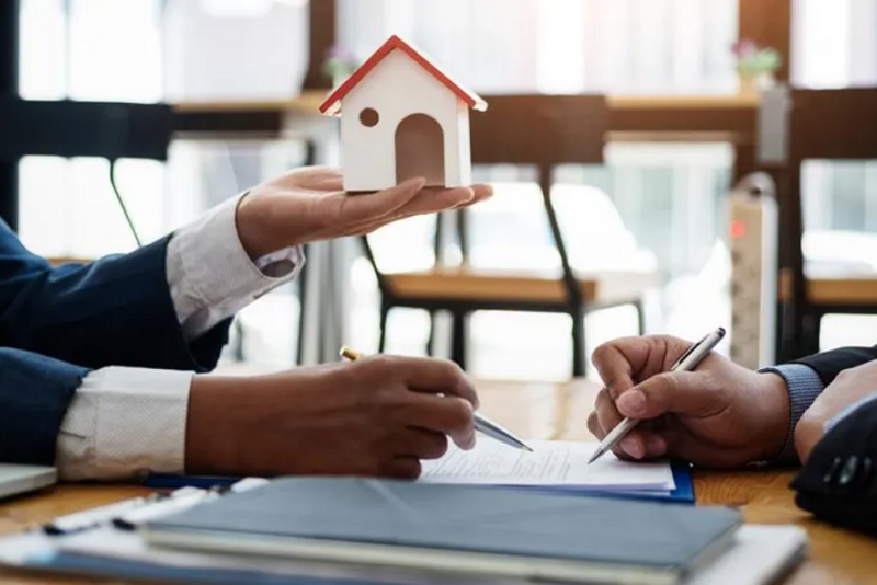 Quyền và nghĩa vụ của chủ sở hữu và người sử dụng nhà ở