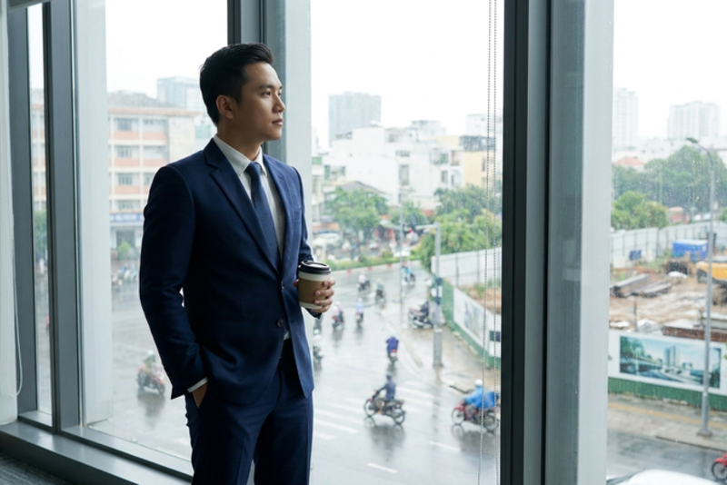 Nên chọn luật sư riêng độc lập hay hãng luật lớn?