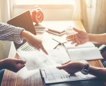 Kỹ năng tiếp xúc, trao đổi với khách hàng trong các vụ án về tội phạm chức vụ