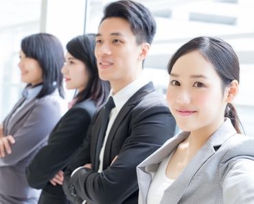 Nên chuẩn bị nhân sự như thế nào khi mới thành lập công ty Luật?