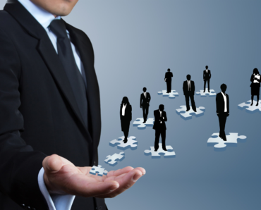 Cách công ty luật phân chia thu nhập cho Luật sư thành viên - Phần I